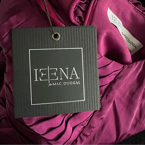 Mac Duggal IEENA Pleated Long Sleeve Satin Gown, Purple, NWT, Size 8 - Picture 11 of 13
